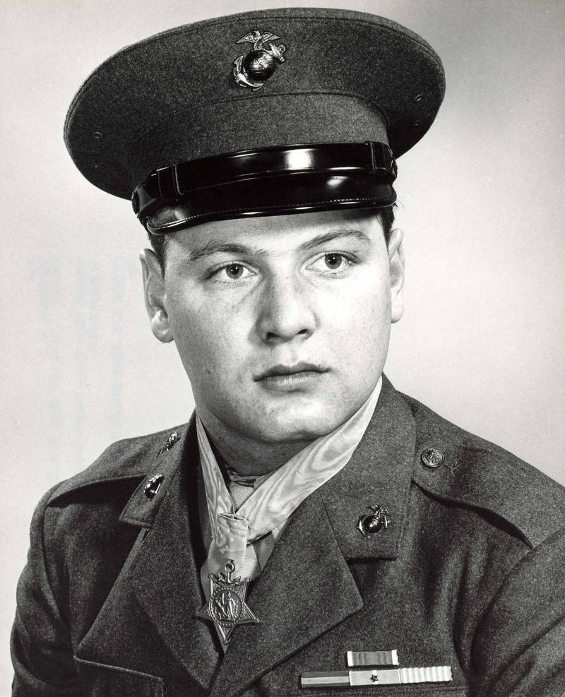 杜威在美國海軍陸戰隊服役。（圖擷自Congressional Medal of Honor Society網站）