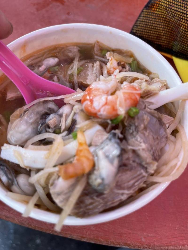 東港迎王的「飯湯」是特色。（記者蔡宗憲攝）