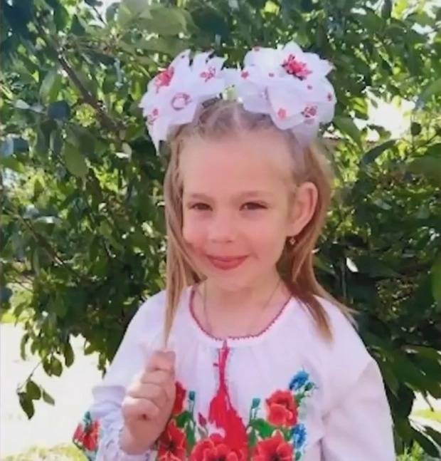 6歲女孩想為媽媽摘蘋果，結果遭13歲男鄰居姦殺棄屍。（翻攝烏克蘭媒體）
