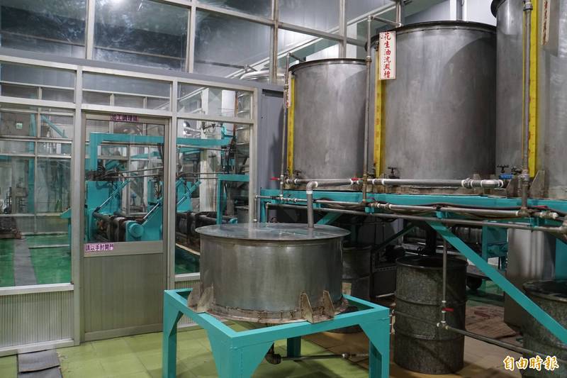 虎尾鎮農會的花生榨油廠，可發展成為觀光工廠。（記者詹士弘攝）