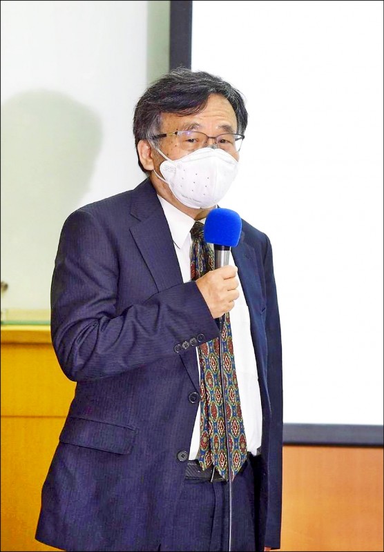 台大公衛所教授陳秀熙表示，調整為「七加七」有其必要，也認為透過頻繁篩檢應可防堵漏洞。（資料照）