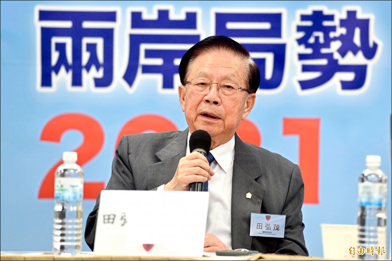 中共十九屆六中全會前天閉幕，國策院董事長兼院長田弘茂昨指出，六中全會顯示中共總書記習近平權力穩固，將有餘力處理困難議題。（記者叢昌瑾攝）