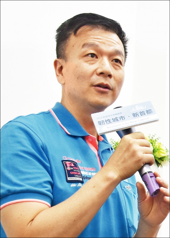 反共立場鮮明的陸軍退役少將北辰,昨在臉書自曝收到恐嚇殺全家電子郵件。(資料照) 反共立場鮮明的陸軍退役少將北辰,昨在臉書自曝收到恐嚇殺全家電子郵件。(資料照)