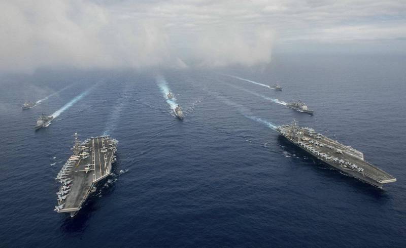 《富比士》報導，美國海軍能攜帶的飛彈數量是中國的2倍多。圖為美軍航艦打擊群。（路透）