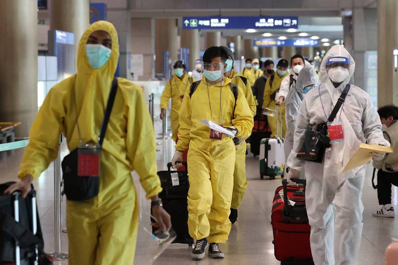 南韓2名確診患者來自於有Omicron病例的國家，目前正在分析病毒株是否為Omicron。南韓仁川機場示意圖。（歐新社）