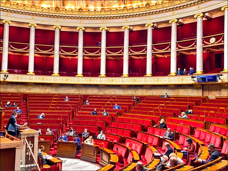 法國國民議會11月29日以39票贊成、3票棄權、2票反對的壓倒性票數，通過「將台灣納入國際組織轄下工作及多邊平台」決議。（吳志中提供）