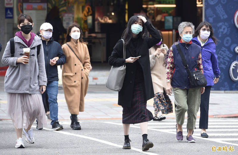 今起至週六（4日）受乾冷空氣籠罩，早晚最低溫下探10度左右，竹苗一帶將降至個位數。（資料照）