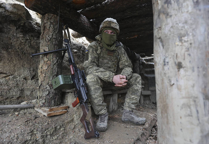 俄羅斯及烏克蘭邊境情勢緊繃。（圖為烏克蘭士兵，美聯社）