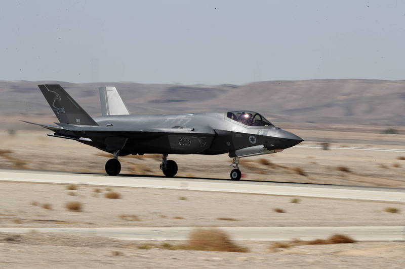 美国洛克希德·马丁公司再度卫冕军火商销售排行的宝座，该公司以F-35战机闻名。图为以色列空军的F-35。（欧新社资料照）(photo:LTN)