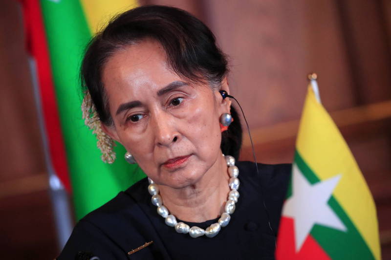 现年76岁的缅甸前国务资政翁山苏姬（Aung San Suu Kyi，见图），今（6）日稍早遭军政府依「煽动反对军方」、「违反防疫规定」等罪名，共判处4年徒刑。（欧新社）(photo:LTN)