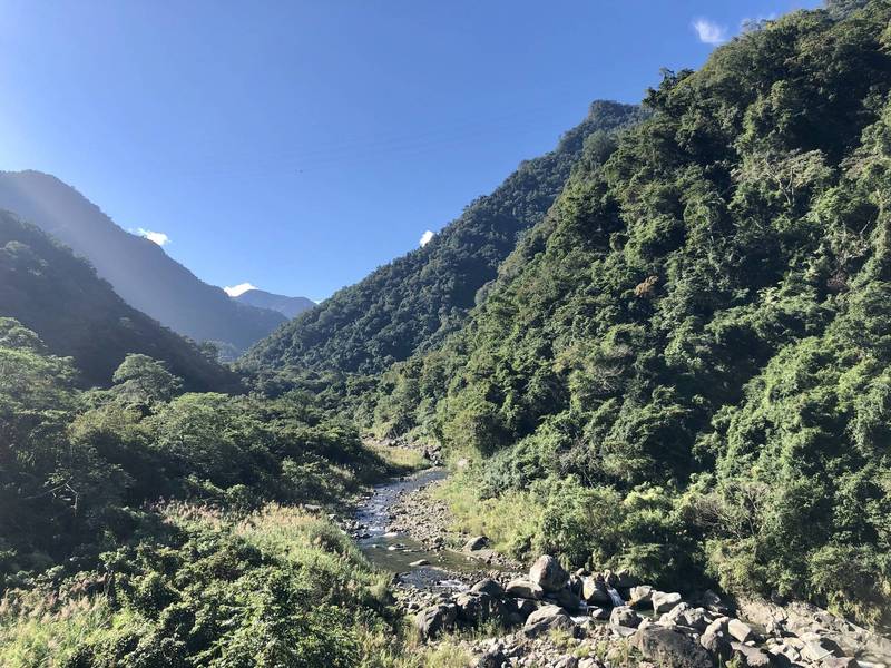 南庄石壁峽谷登山健行音樂會，即起接受報名。（圖由參山國家風景區管理處提供）