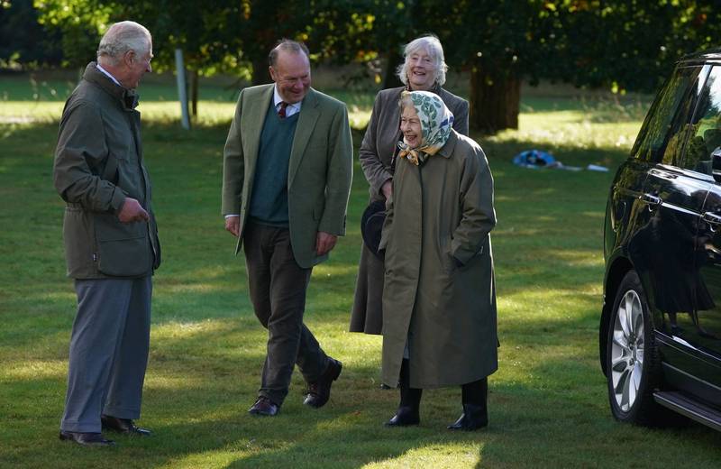 英國保守派擔憂，若王室將轄下莊園恢復成野地狀態，可能殃及高齡95歲的英國女王伊莉莎白二世與其愛犬的安全。（法新社）