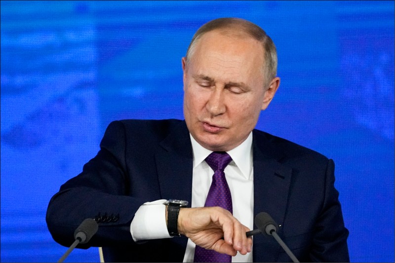 俄羅斯總統普廷12月23日在莫斯科召開年終記者會。（美聯社）