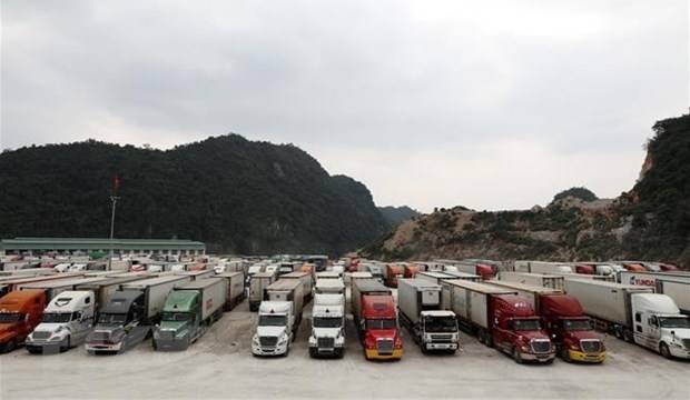 中国坚守防疫清零政策导致大辆货车卡在中越边境关卡。（图撷取自越南新闻社）(photo:LTN)