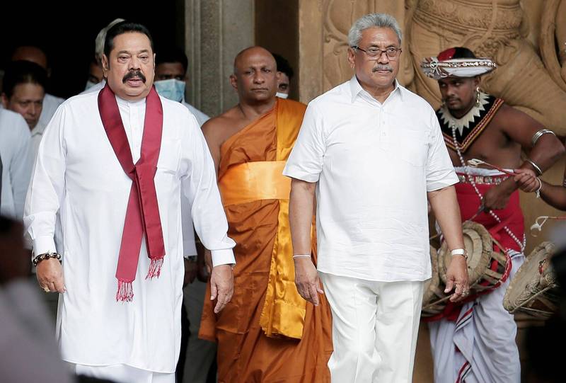 亲中的斯里兰卡总统拉贾帕克萨（右）与兄长总理马辛达。（路透）(photo:LTN)