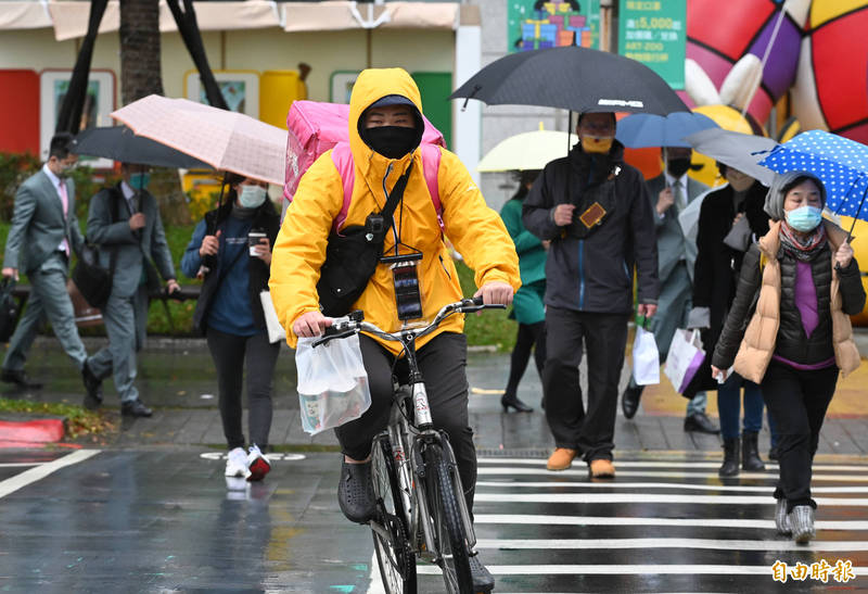 中央氣象局指出，今天（11日）至14日強烈大陸冷氣團或大陸冷氣團影響，各地天氣偏冷。（資料照）