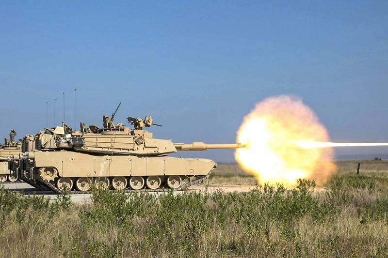 澳洲國防部宣布，確認斥資35億美元（約合新台幣968億元），向美購買75輛M1A2C艾布蘭主力戰車（又稱M1A2 SEPv3），另外購入M1150、M1074以及M88A2等3種作戰支援車輛。（翻攝自美國陸軍）