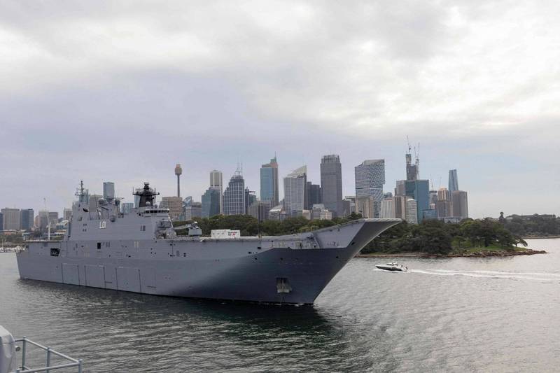 澳洲表示，「阿德萊德號」兩棲攻擊艦已準備執行人道救援任務。（法新社）