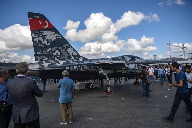土耳其總統艾多根宣佈，將量產噴射自由鳥（HÜRJET）輕型攻擊機。（資料照，法新社）
