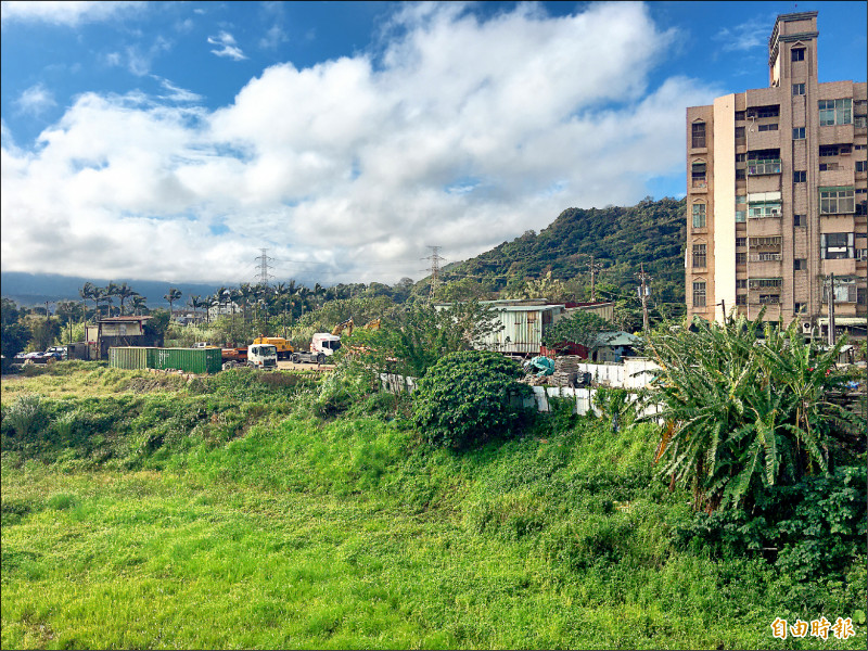 石門水庫興建清淤防汛道路，紓解台四線交通壓力，圖為其預定施工路線。（記者謝武雄攝）