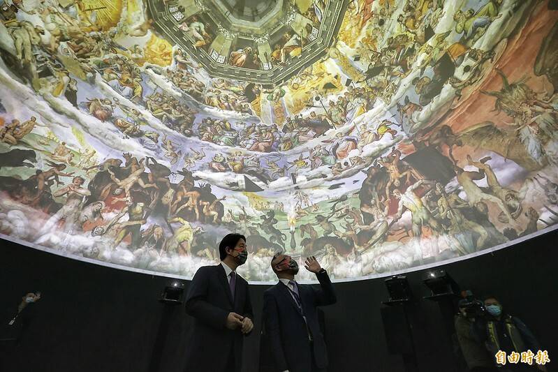 副總統賴清德參觀「會動的文藝復興」沉浸式光影藝術展。（取自總統府網站）