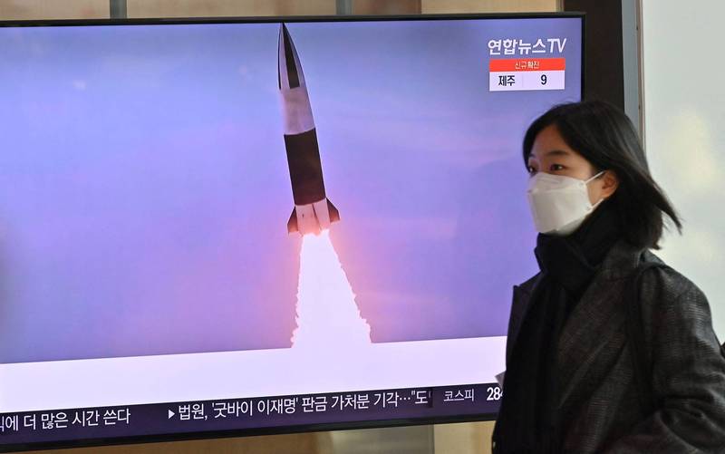 北韓年初至今密集進行4次試射，日前更暗示考慮重啟核試驗與洲際彈道飛彈計畫，引起國際社會重視。（法新社）
