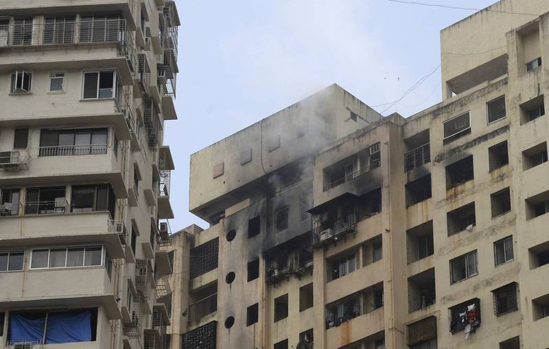 印度孟买高楼火灾，至少造成6人死亡、28人受伤。（美联社）(photo:LTN)