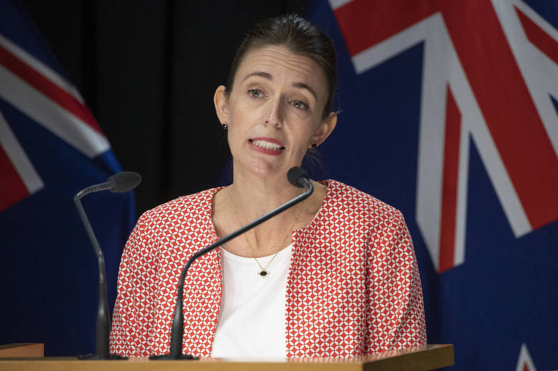 紐西蘭總理阿爾登3日宣布，該國將自2月底起分階段重新開放邊境。（美聯社資料照）
