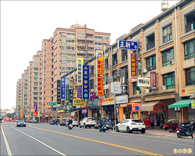 屏東軍公教借款,屏東當舖,高雄當鋪,屏東小額借款,屏東當鋪,屏東工商融資,屏東黃金借款,屏東機車借款,屏東汽車借款,屏東房屋二胎,屏東土地借款,潮州當鋪,潮州軍公教借款,潮州小額借款,潮州工商融資,潮州機車借款,潮州汽車借款,潮州土地借款,長治當舖,麟洛當舖,萬丹當舖,內埔當舖,內埔當鋪,東港當鋪,九如當鋪,里港當鋪,恆春當鋪,鹽埔當鋪。