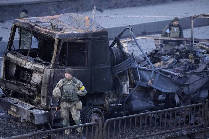 烏克蘭國防部公布傷亡指出，目前已有3500多名俄國士兵陣亡，但俄國尚未承認有任何人員傷亡。（美聯社）