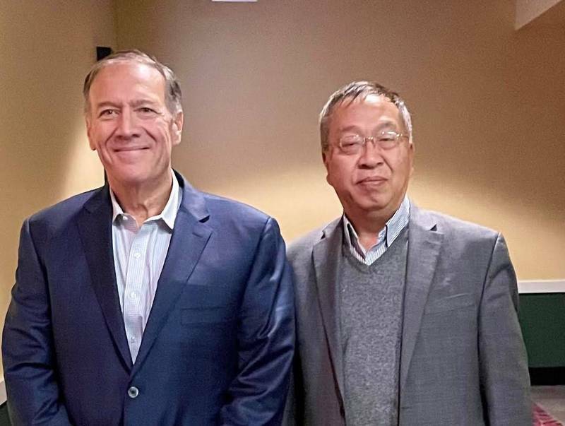 美国前国务卿庞皮欧（左）即将于3月2日访台，学者余茂春（右）同行。（撷取自Mike Pompeo推特）(photo:LTN)