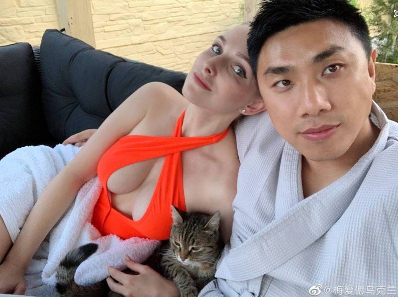 中国网红梅爱偲时常PO出自己与乌克兰妻子的合照。（图翻摄自微博）(photo:LTN)