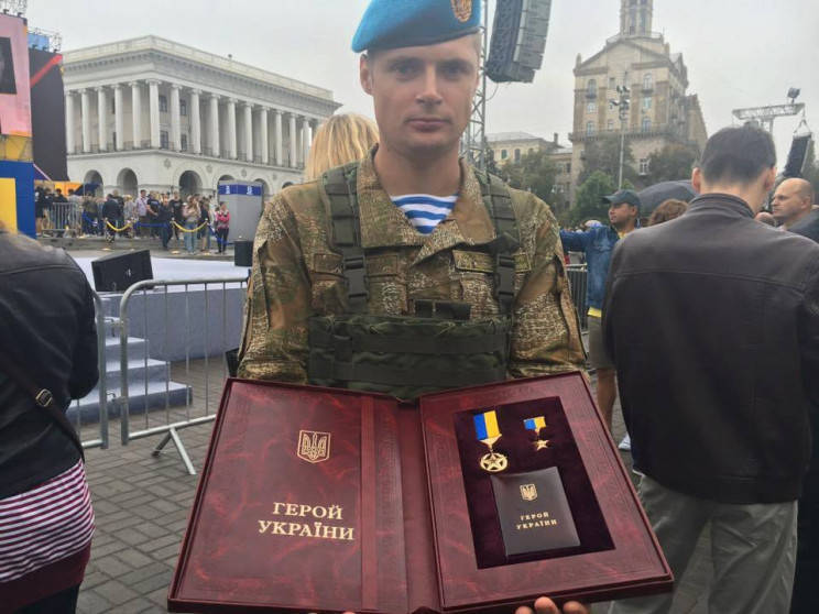 奇比涅耶夫曾因参与反恐行动而获得荣誉市民殊荣。（图取自别尔江斯克市议会网站）(photo:LTN)