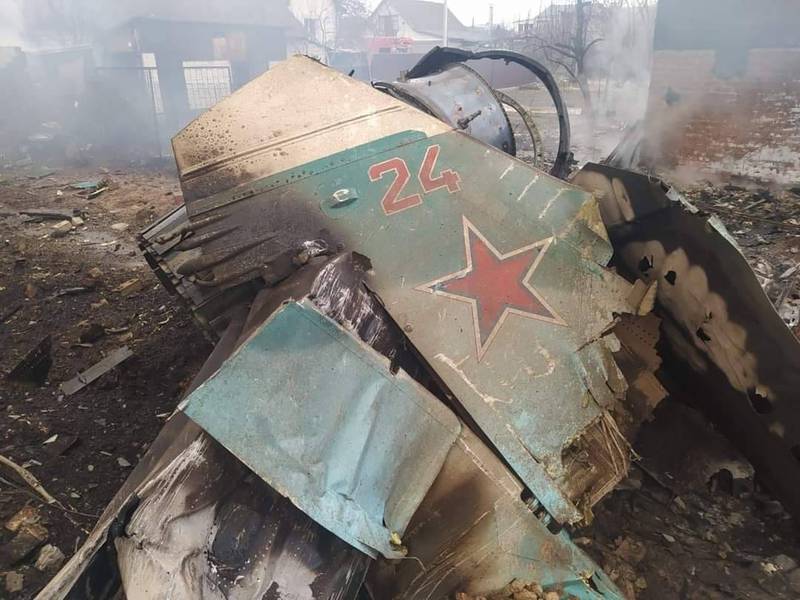 乌克兰武装部队公佈被击落的Su-34攻击机残骸。（图撷取自乌克兰武装部队Twitter）(photo:LTN)