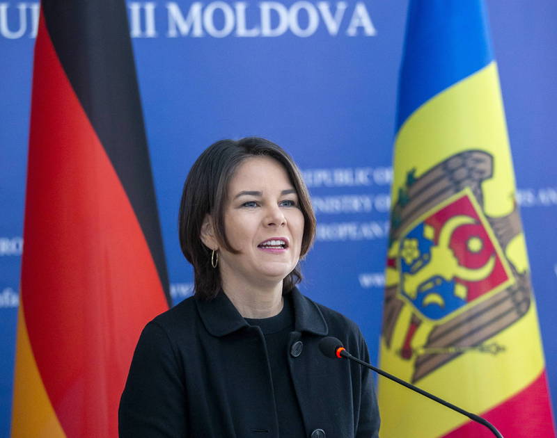 德國外長貝爾伯克（見圖）12日宣布，該國將接收2500名逃至摩爾多瓦的烏克蘭難民。（歐新社）