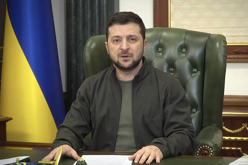 乌克兰总统泽伦斯基（Volodymyr Zelenskyy）已签署命令，将所有全国性电视频道整合为一。（美联社）(photo:LTN)