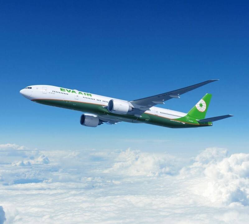 長榮航空今天宣布，夏季班表開始增加載客航班服務。（長榮航空提供）