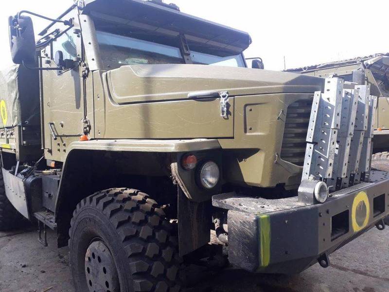 乌军近日宣布掳获2辆俄国近年刚服役的「龙卷风-U型」（Tornado-U）全新款装甲卡车。（图取自乌克兰武装部队总参谋部推特）(photo:LTN)