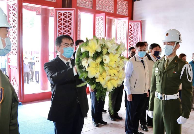 台南市長黃偉哲今日到南區忠烈祠主持革命先烈暨陣亡將士春祭典禮。（台南市府提供）