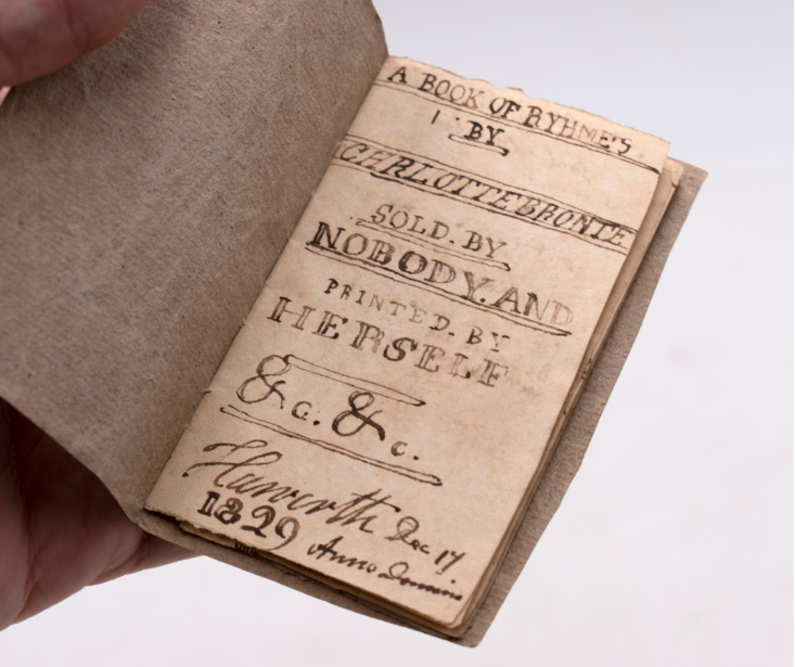 《简爱》作者夏绿蒂·勃朗特的迷你手稿，在美国纽约书展上摆出125万美元（约新台币3582万元）的售价。（图撷自James Cummins Bookseller网站）(photo:LTN)