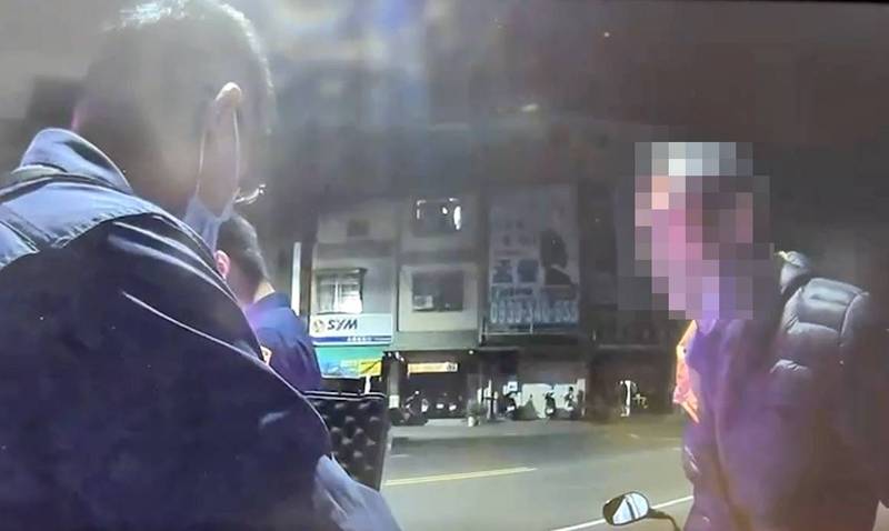 [新聞] 鳳山警清明連假掃醉25件 保全酒駕未開大
