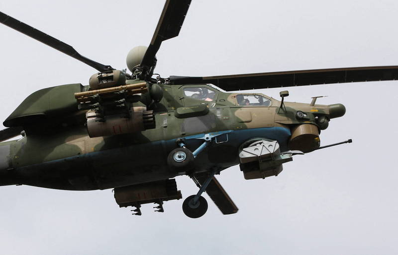 俄羅斯飛行員開著直升機向烏克蘭政府投降並獲得獎金。（路透，示意圖非當事直升機）