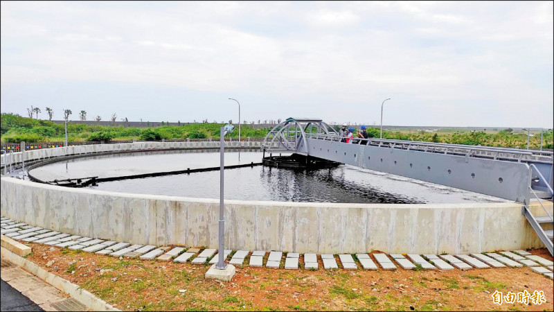 淡水水資源回收中心第三期廠區擴建工程完工，總污水處理量來到五萬六千噸，相當於二十八座標準游泳池的水量。（記者林欣漢攝）