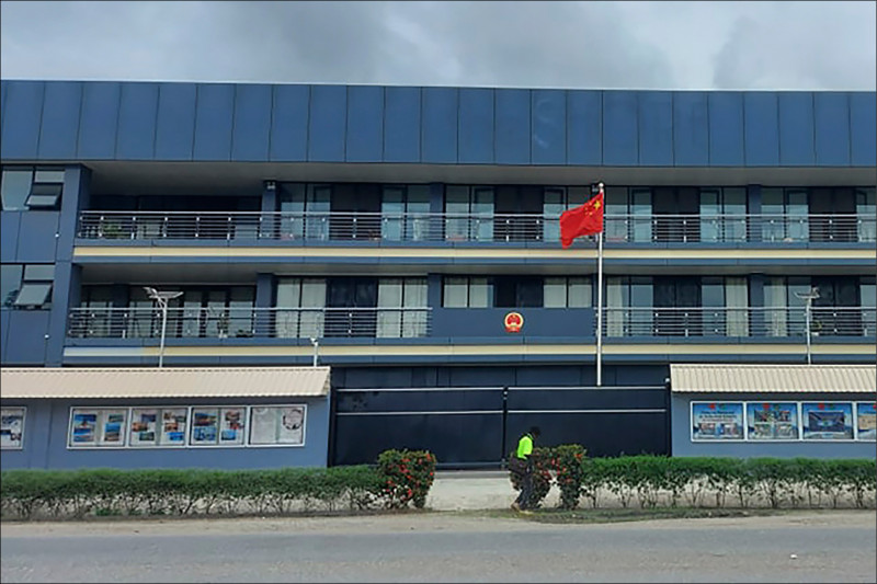 中国驻索大使馆深怕成为索人未来抗议目标，申请武装人员进驻被拒绝。（美联社）(photo:LTN)