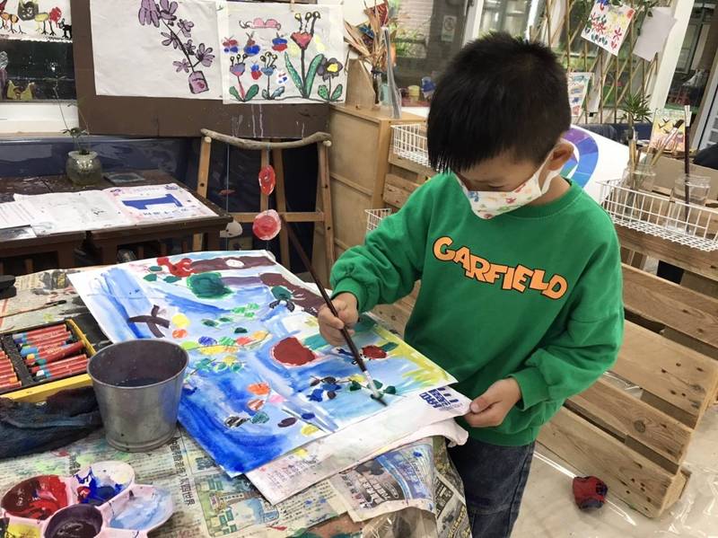 基隆市政府教育處努力朝向每所公立國小都有附設幼兒園規劃,目前僅剩下改建中的八堵國小尚未有公立附幼;圖為長樂國小附設幼兒園。(圖為基隆市教育處提供) 基隆市政府教育處努力朝向每所公立國小都有附設幼兒園規劃,目前僅剩下改建中的八堵國小尚未有公立附幼;圖為長樂國小附設幼兒園。(圖為基隆市教育處提供)