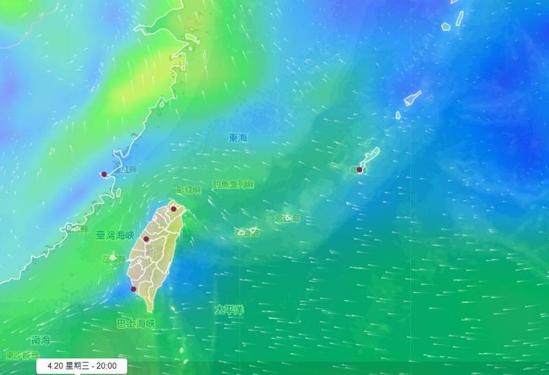 氣象局長鄭明典表示，大尺度北風退得遠遠的，台灣將變成偏東風環境，他強調未來會有一段偏濕暖的天氣。（圖擷自鄭明典臉書）