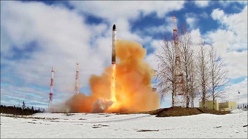 俄国总统普廷20日声称，俄军已成功试射可携核弹的「萨尔马特」（Sarmat）洲际弹道飞弹。（路透）(photo:LTN)