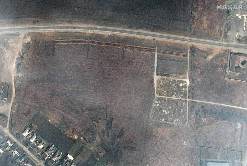 馬立波市長波成柯指出，在馬立波以西約17.7公里的曼古什鎮，發現了一個30公尺長的萬人塚。（法新社）