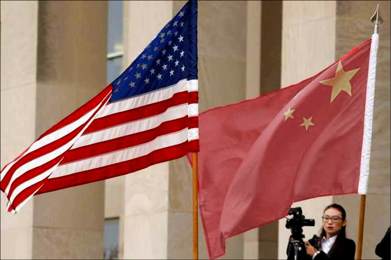 美中防長會談 美國拒以台灣做交易。（彭博）