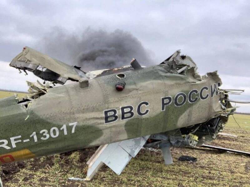 烏軍又宣布擊落俄軍一架要價1600萬美元（約新台幣4.6億元）的Ka-52攻擊直升機，俄軍累計損失超過150架直升機。（圖取自推特）